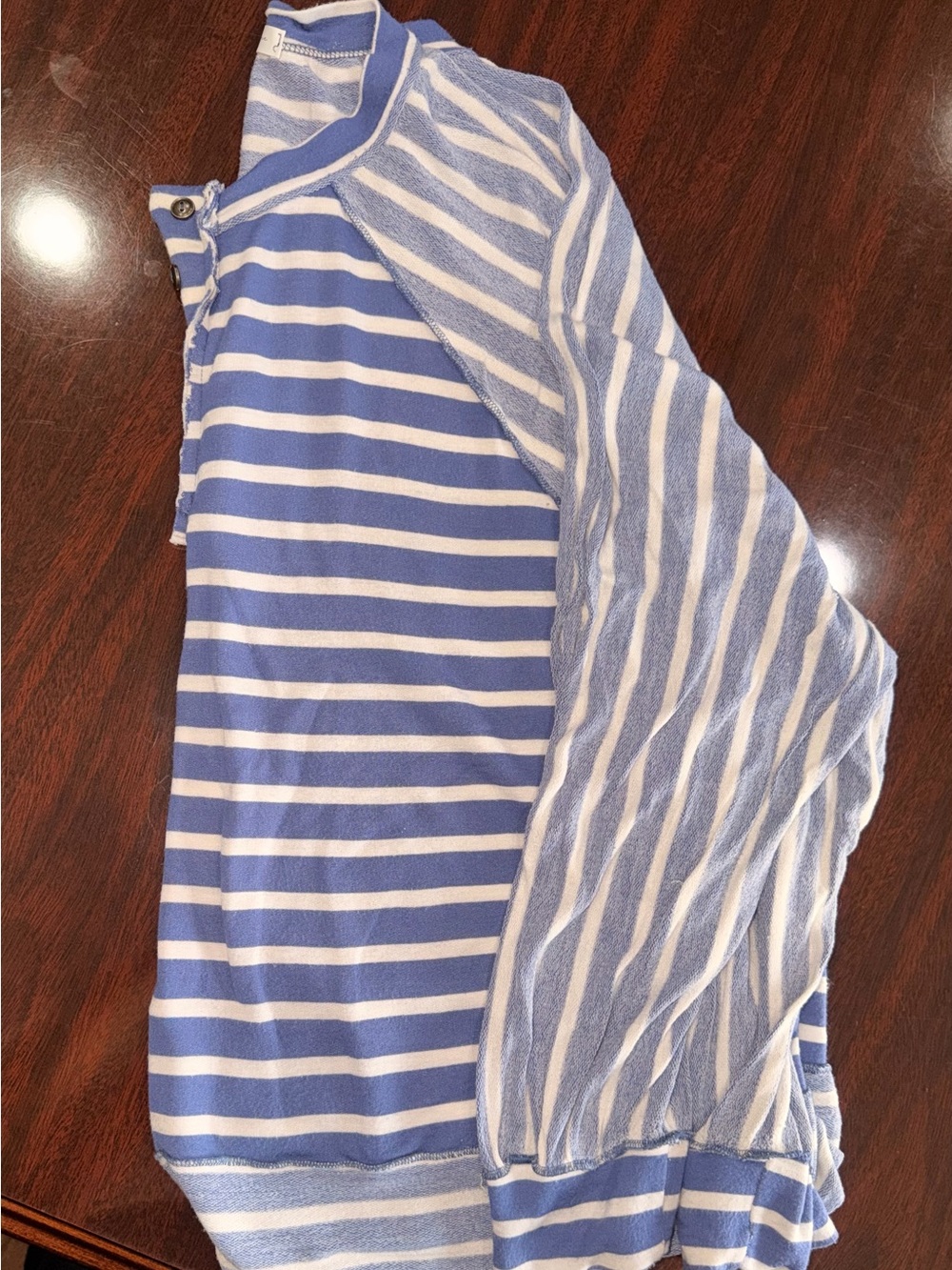 Les Femme (Buckle) blue & white Striped women’s Long Sleeve Top